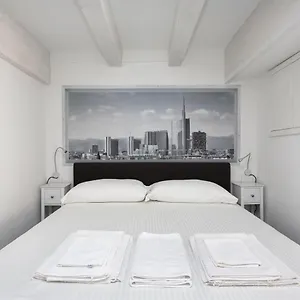https://nest-for-2-in-milan-fashion-district.italymilanhotels.net